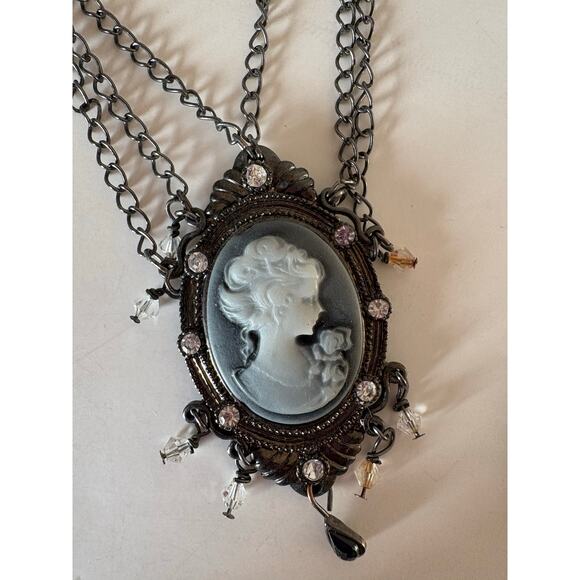 Cameo bracelet and necklaces set of 3 items - Picture 2 of 6